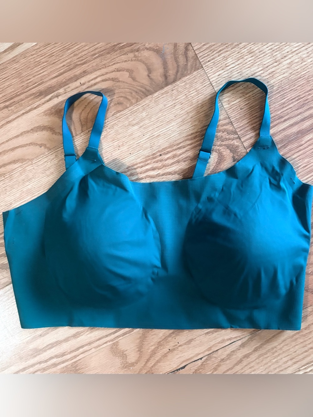 NWOT Maidenform Turquise Seamless Bra Size Large